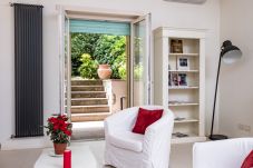 Appartamento a Roma - Vatican Quiet Apartment with Garden & Parking 