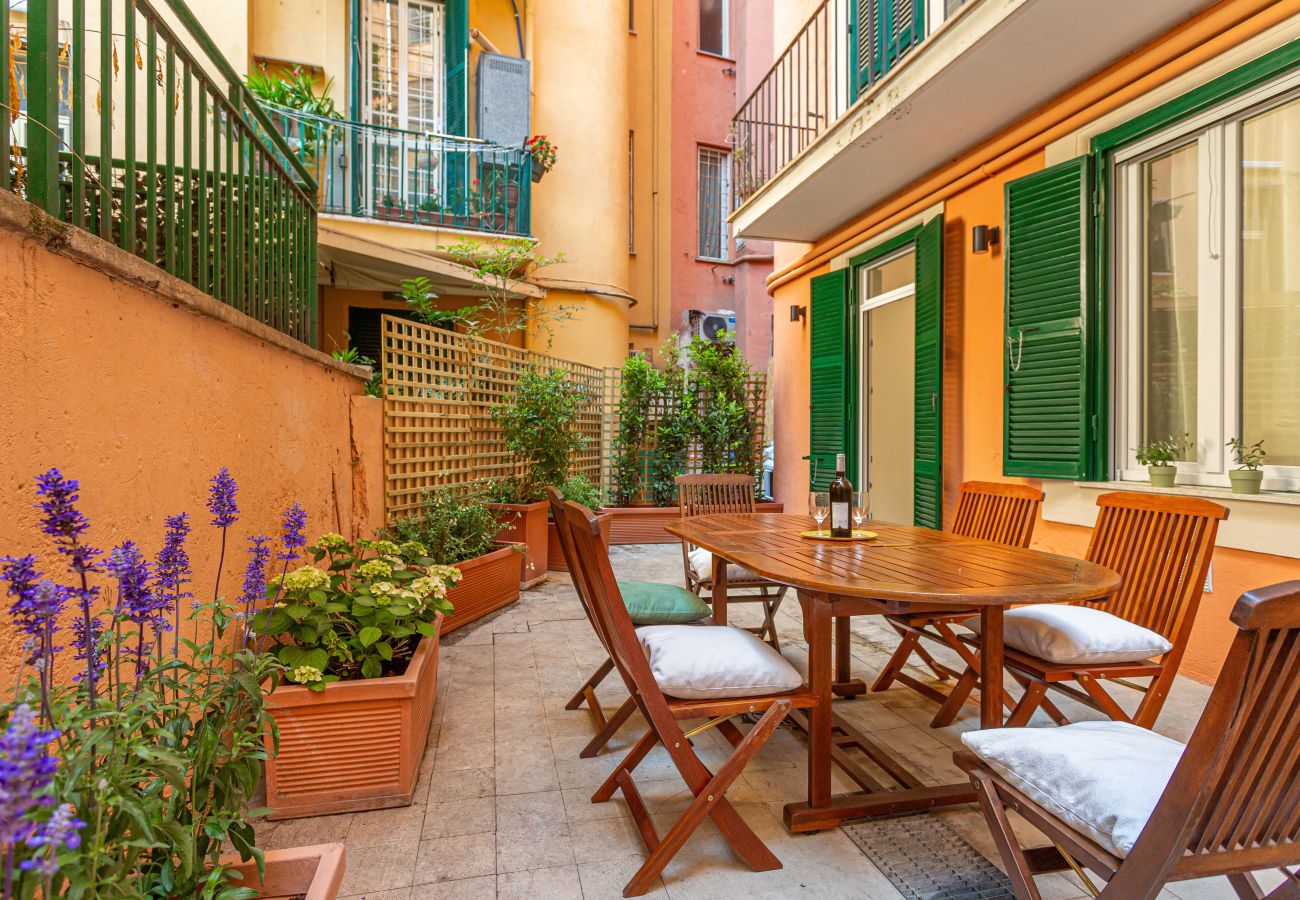 Apartment in Rome - Vatican Museums Stay with Terrace