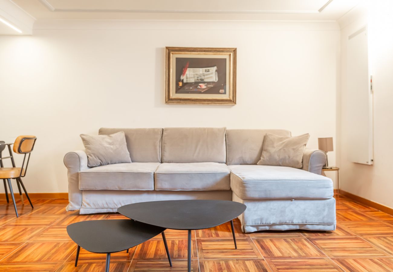 Apartamento en Roma - San Callisto 3BDR Apartment